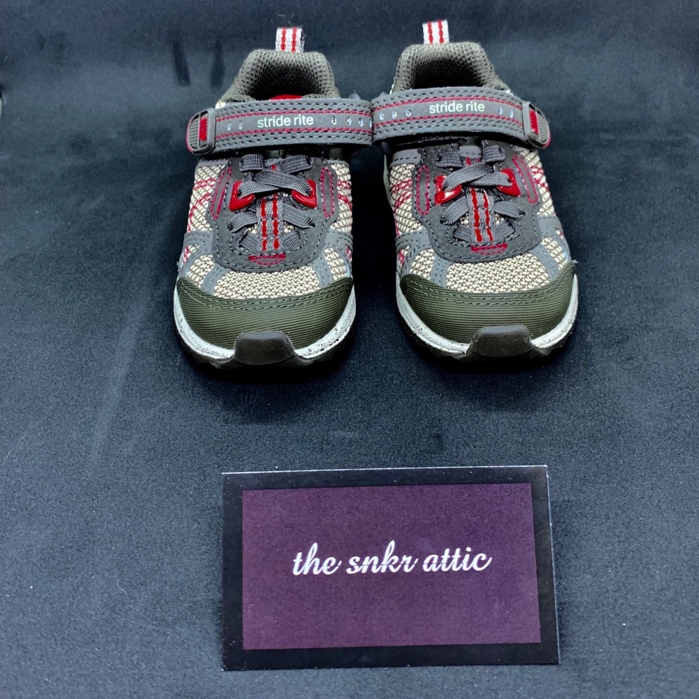❗️SOLD❗️Stride rite 
stride rite made2play®